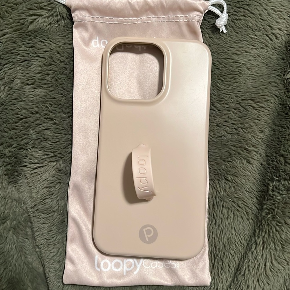 IPhone 13 Pro Loopy Case